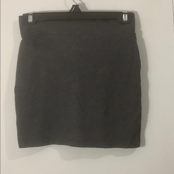 Skirt - Picture 2 of 2